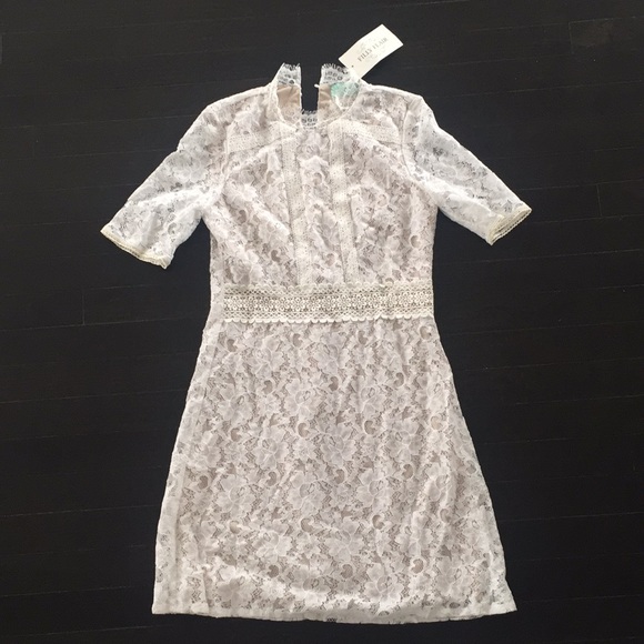 Dress - Picture 2 of 5